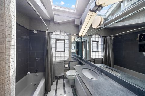 Tiny photo for 1020 N Taylor Avenue, Oak Park, IL 60302 (MLS # 12610413)