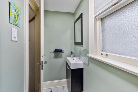 Tiny photo for 1020 N Taylor Avenue, Oak Park, IL 60302 (MLS # 12610413)