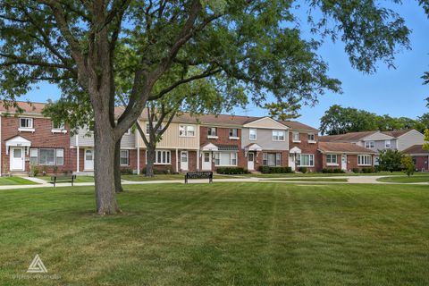 Tiny photo for 243 Washington Square, Wood Dale, IL 60191 (MLS # 12480951)