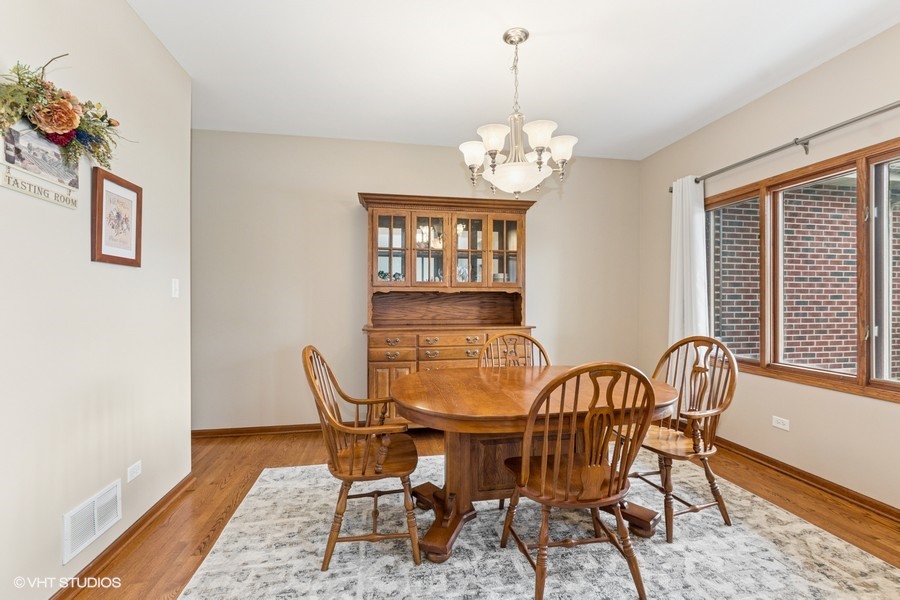 8824 Brown Lane