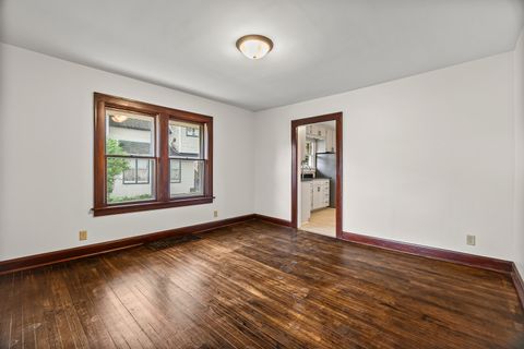 Tiny photo for 1106 Sterling Avenue, Joliet, IL 60432 (MLS # 12469477)