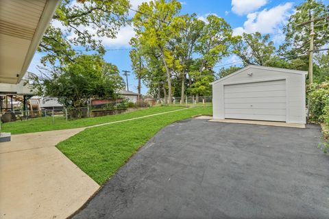 Tiny photo for 1106 Sterling Avenue, Joliet, IL 60432 (MLS # 12469477)