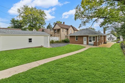 Tiny photo for 1106 Sterling Avenue, Joliet, IL 60432 (MLS # 12469477)