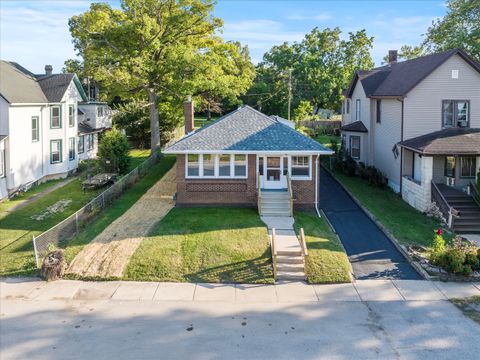 Tiny photo for 1106 Sterling Avenue, Joliet, IL 60432 (MLS # 12469477)