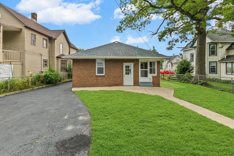 Tiny photo for 1106 Sterling Avenue, Joliet, IL 60432 (MLS # 12469477)