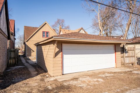 Tiny photo for 15641 Marshfield Avenue, Harvey, IL 60426 (MLS # 12591837)