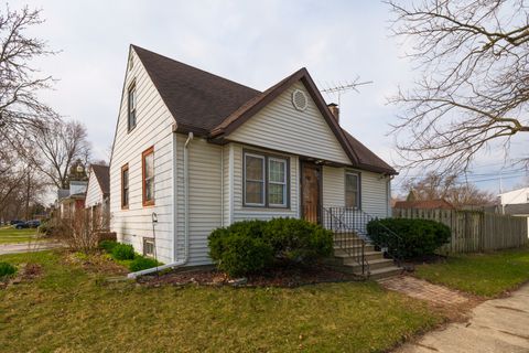 Tiny photo for 17702 Community Street, Lansing, IL 60438 (MLS # 12621094)