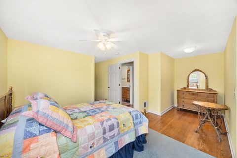 Tiny photo for 401 Greenwood Road, Glenview, IL 60025 (MLS # 12522452)