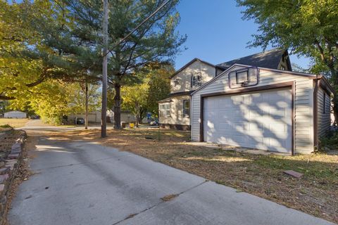 Tiny photo for 1306 Magnolia Street, Rockford, IL 61104 (MLS # 12505685)