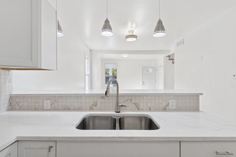 Tiny photo for 1306 Magnolia Street, Rockford, IL 61104 (MLS # 12505685)