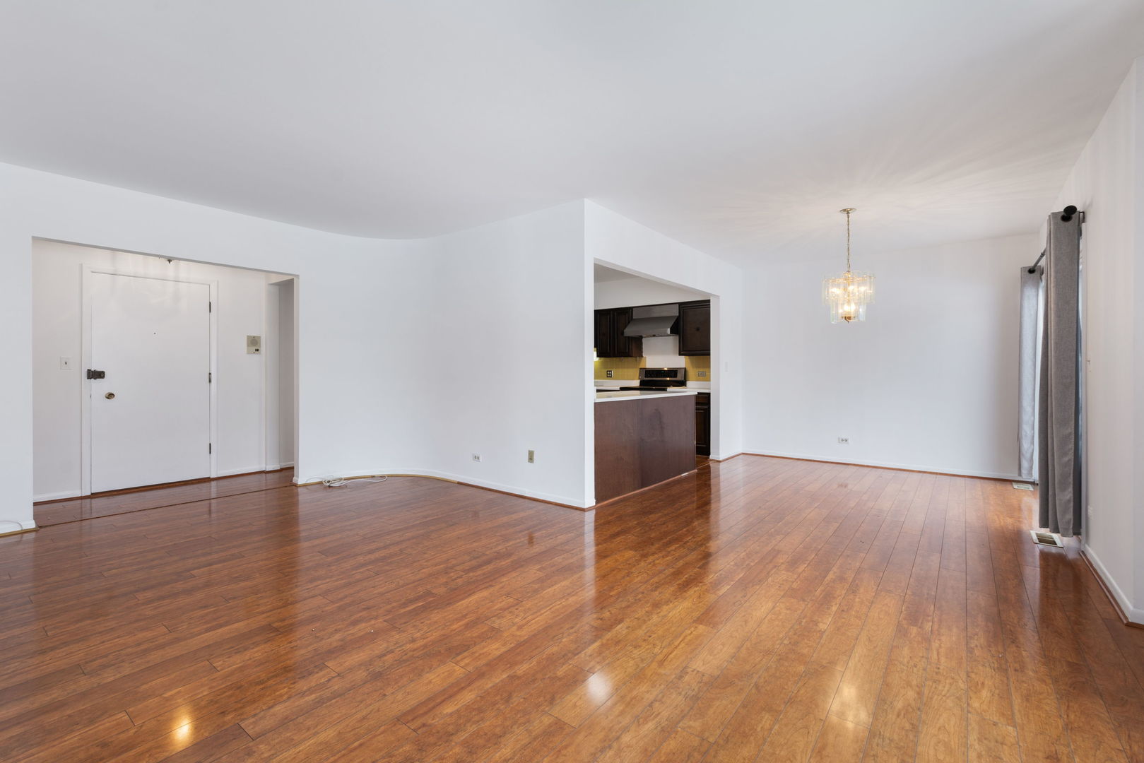 8210 Elmwood Avenue 110