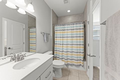 Tiny photo for 51 Somerset Circle, Wheaton, IL 60189 (MLS # 12612407)