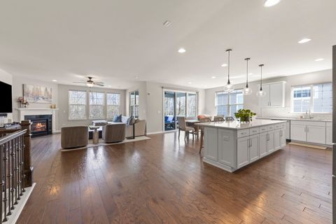 Tiny photo for 51 Somerset Circle, Wheaton, IL 60189 (MLS # 12612407)