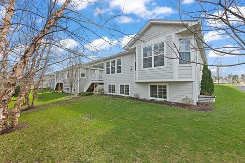 Tiny photo for 51 Somerset Circle, Wheaton, IL 60189 (MLS # 12612407)