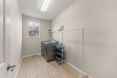 Tiny photo for 51 Somerset Circle, Wheaton, IL 60189 (MLS # 12612407)