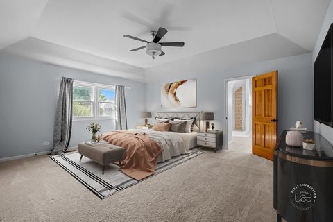 Tiny photo for 342 Dilorenzo Drive, Naperville, IL 60565 (MLS # 12463371)