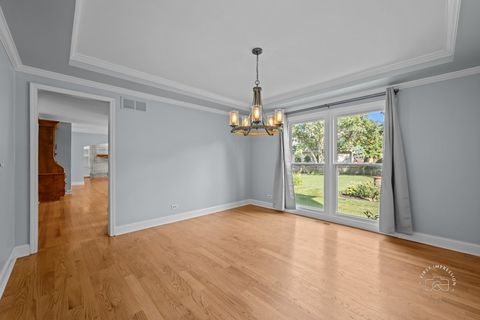 Tiny photo for 342 Dilorenzo Drive, Naperville, IL 60565 (MLS # 12463371)