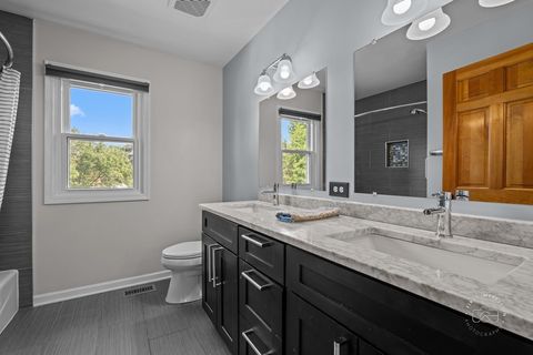 Tiny photo for 342 Dilorenzo Drive, Naperville, IL 60565 (MLS # 12463371)