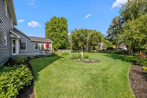 Tiny photo for 342 Dilorenzo Drive, Naperville, IL 60565 (MLS # 12463371)