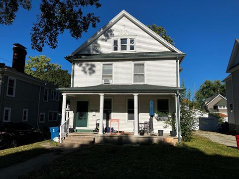 A home in Dixon