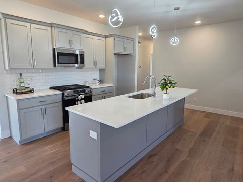 Tiny photo for 2905 Binghamton Lane, Bloomington, IL 61705 (MLS # 12601986)