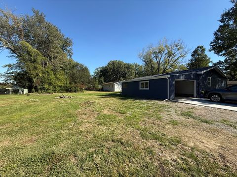 Tiny photo for 1350 Sebring Way, Carbondale, IL 62901 (MLS # EB460077)