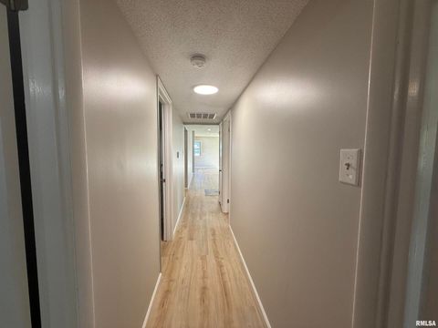 Tiny photo for 1350 Sebring Way, Carbondale, IL 62901 (MLS # EB460077)