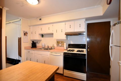 Tiny photo for 7734 Woodward Avenue #5, Woodridge, IL 60517 (MLS # 12620820)