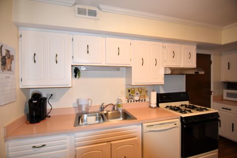 Tiny photo for 7734 Woodward Avenue #5, Woodridge, IL 60517 (MLS # 12620820)