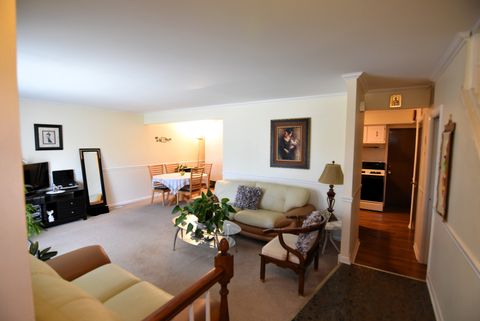 Tiny photo for 7734 Woodward Avenue #5, Woodridge, IL 60517 (MLS # 12620820)