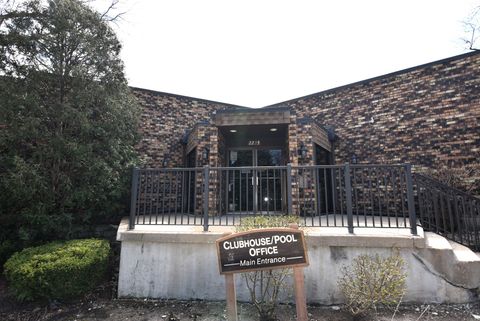 Tiny photo for 7734 Woodward Avenue #5, Woodridge, IL 60517 (MLS # 12620820)