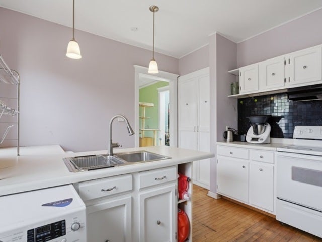 1446 E 56TH Street 3