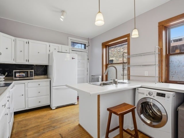 1446 E 56TH Street 3