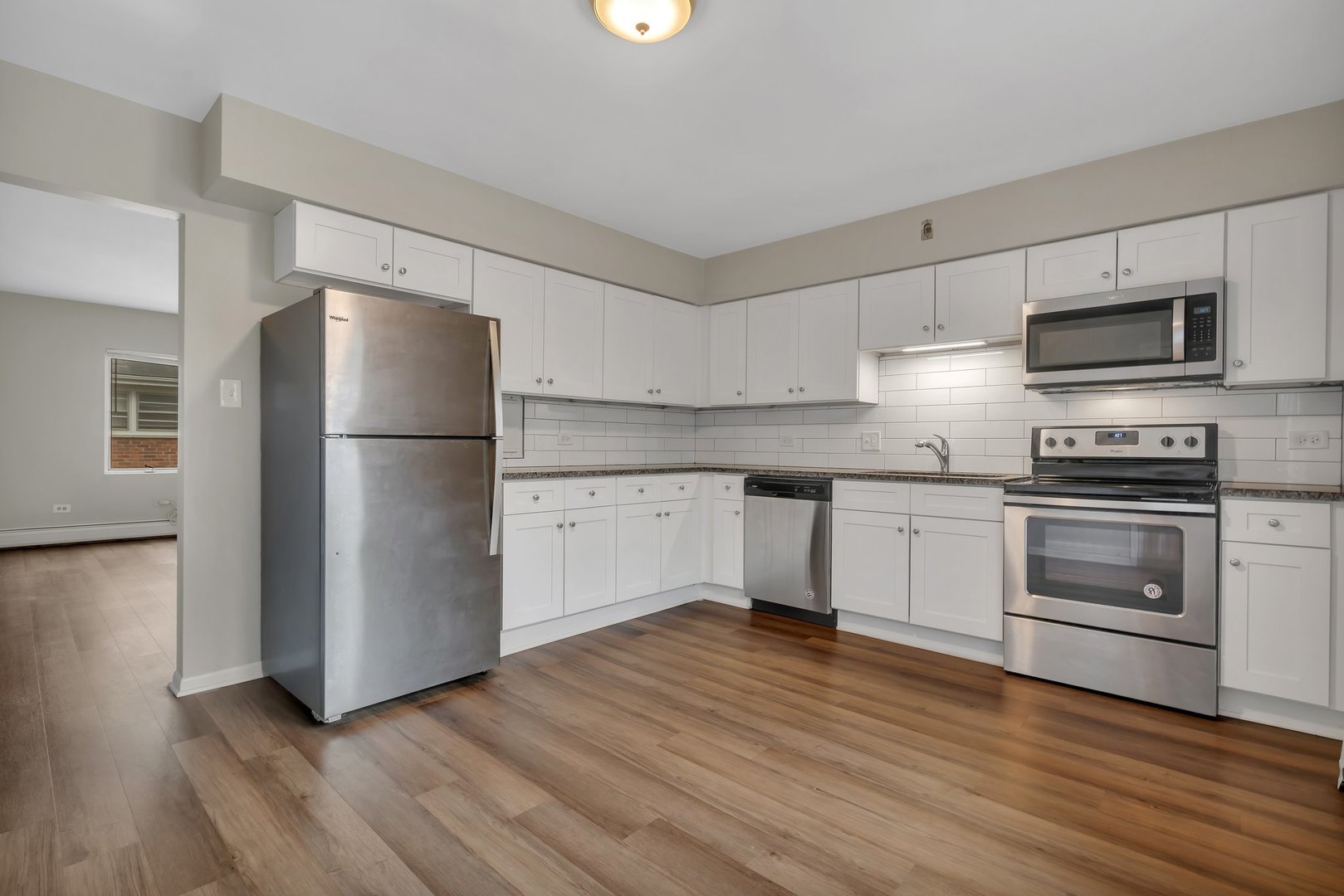 42 S Waiola Avenue 06