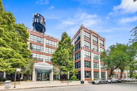 1800 W Roscoe Street 510 Chicago IL 60657