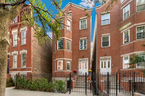 Photo of 1431 N Bosworth Avenue #2, Chicago, IL 60642 (MLS # 12548859)