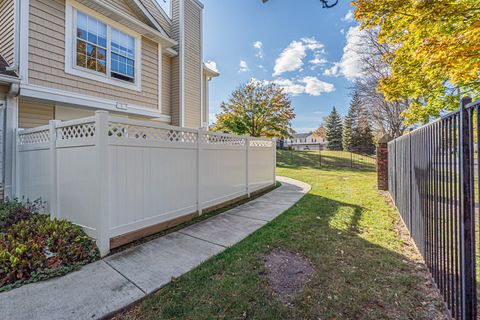 Tiny photo for 473 Le Parc Circle, Buffalo Grove, IL 60089 (MLS # 12508274)