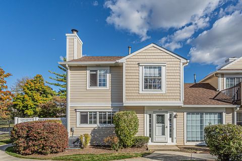 Tiny photo for 473 Le Parc Circle, Buffalo Grove, IL 60089 (MLS # 12508274)