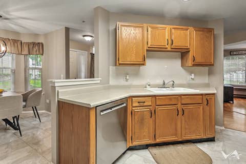 Tiny photo for 1628 Columbia Circle #1, Bartlett, IL 60103 (MLS # 12737331)
