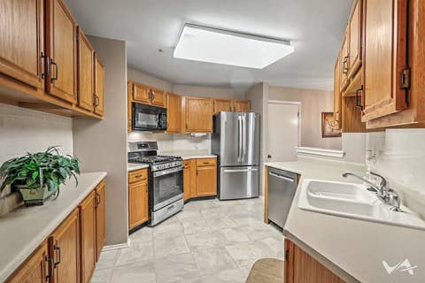 Tiny photo for 1628 Columbia Circle #1, Bartlett, IL 60103 (MLS # 12737331)