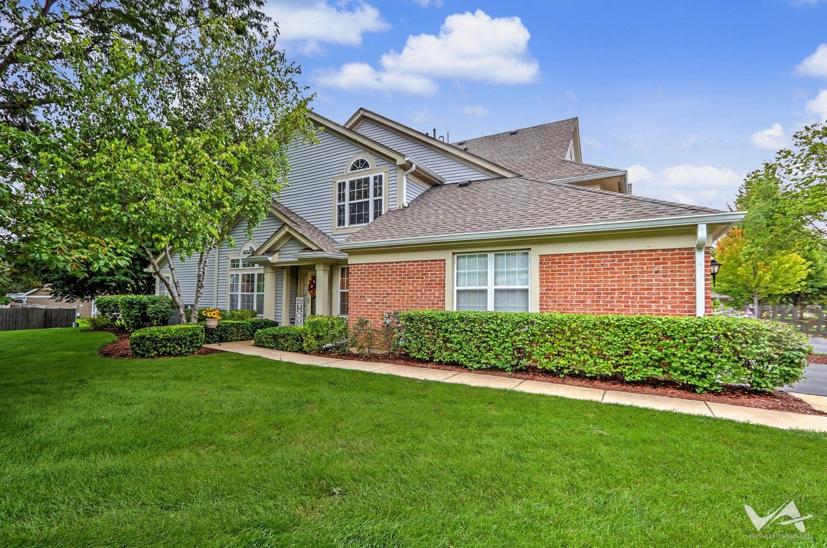 1628 Columbia Circle 1