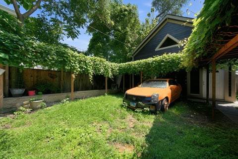 Tiny photo for 1735 Grey Avenue, Evanston, IL 60201 (MLS # 12698994)