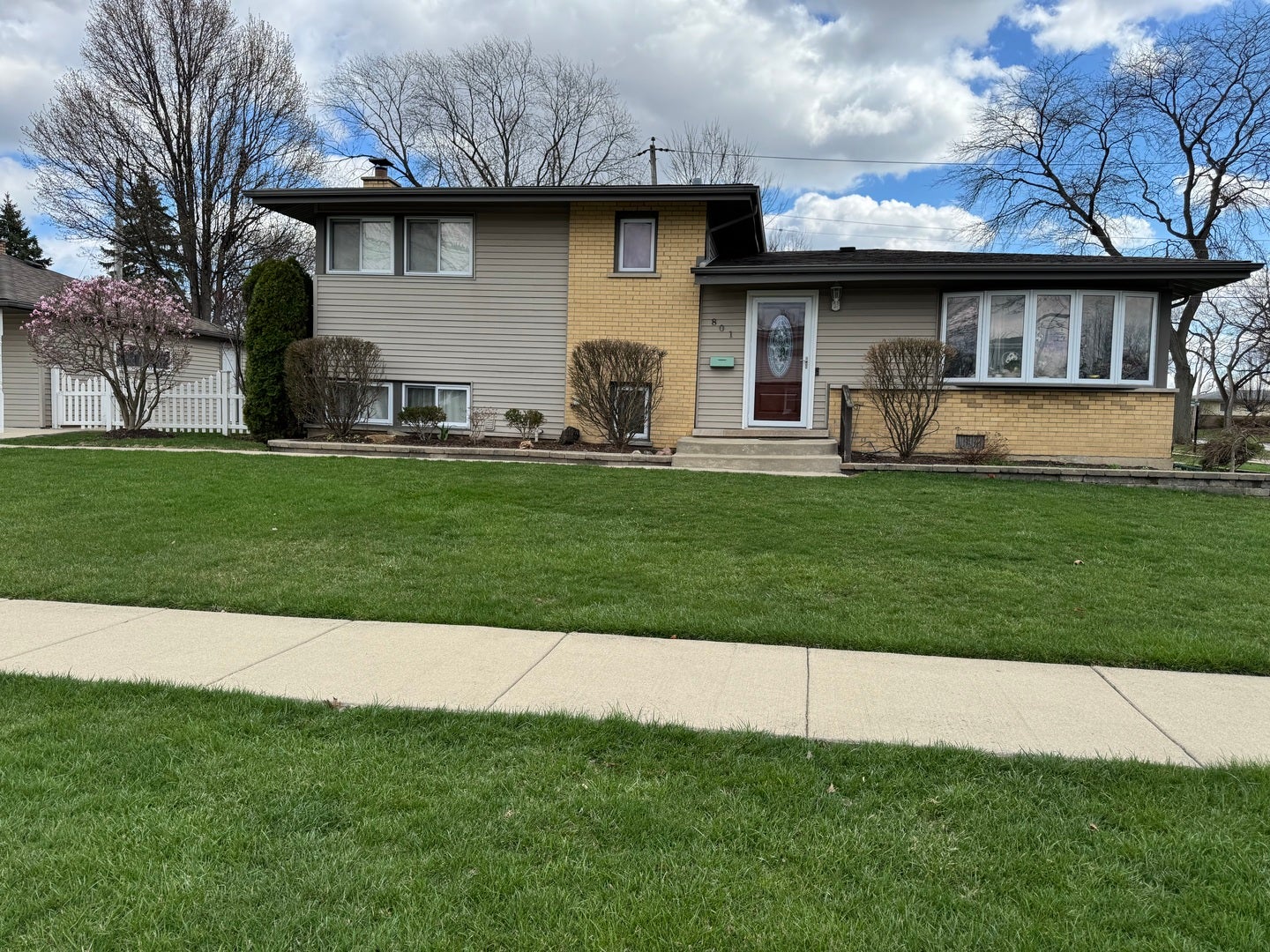 801 E Greenwood Drive