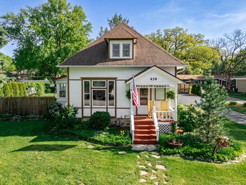 Photo of 439 W Grant Highway, Marengo, IL 60152 (MLS # 12646637)