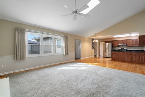 Tiny photo for 15642 Plum Tree Drive, Orland Park, IL 60462 (MLS # 12505475)