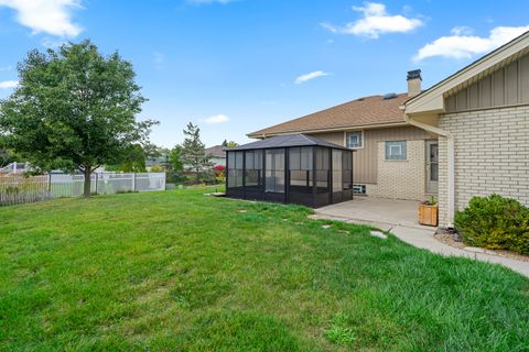 Tiny photo for 15642 Plum Tree Drive, Orland Park, IL 60462 (MLS # 12505475)