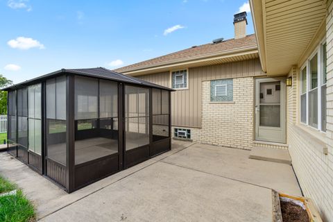 Tiny photo for 15642 Plum Tree Drive, Orland Park, IL 60462 (MLS # 12505475)