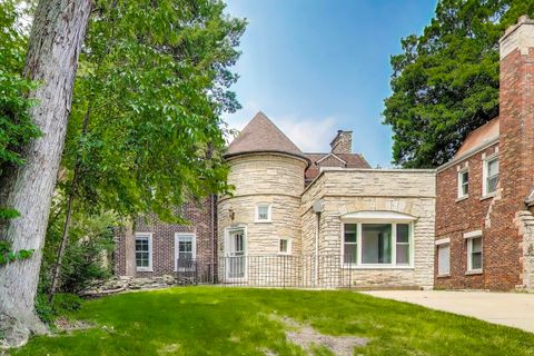 Tiny photo for 9340 S Vanderpoel Avenue, Chicago, IL 60643 (MLS # 12550888)