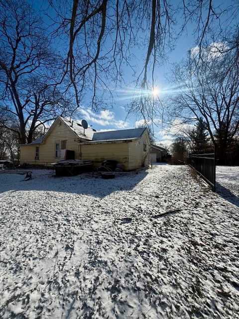 Tiny photo for 301 Fourth Street, Fisher, IL 61843 (MLS # 12572056)