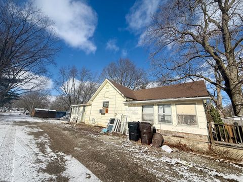 Tiny photo for 301 Fourth Street, Fisher, IL 61843 (MLS # 12572056)